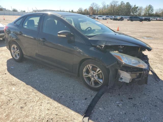 1FADP3F21EL130422 - 2014 FORD FOCUS SE BLACK photo 4