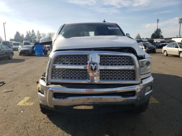 3C6UR5FL8HG581090 - 2017 RAM 2500 LARAMIE WHITE photo 5