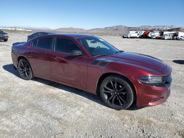 2C3CDXBG0JH196253 - 2018 DODGE CHARGER SXT BURGUNDY photo 4