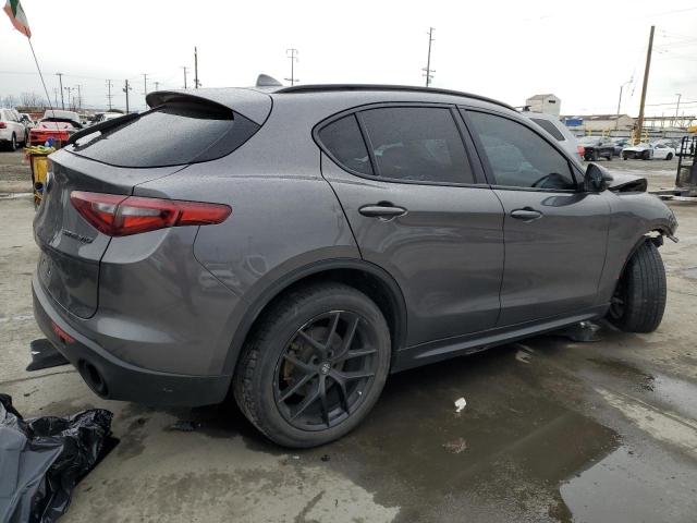 ZASPAJANXK7C69412 - 2019 ALFA ROMEO STELVIO GRAY photo 3