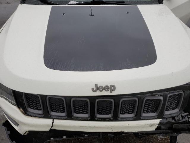 3C4NJDDB6KT594864 - 2019 JEEP COMPASS TRAILHAWK WHITE photo 11