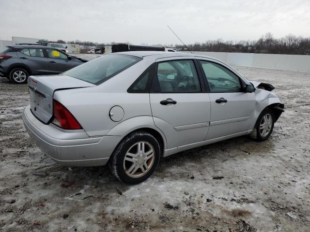 1FAFP34P03W295848 - 2003 FORD FOCUS SE SILVER photo 3