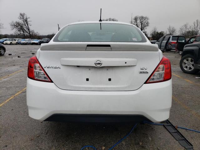 3N1CN7AP6HL908635 - 2017 NISSAN VERSA S WHITE photo 6