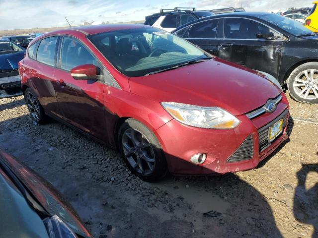 1FADP3K24EL326022 - 2014 FORD FOCUS SE RED photo 4