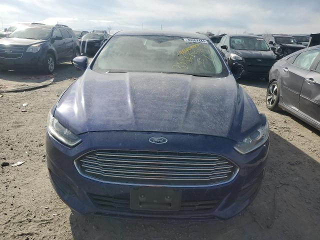 1FA6P0H76G5126793 - 2016 FORD FUSION SE BLUE photo 5