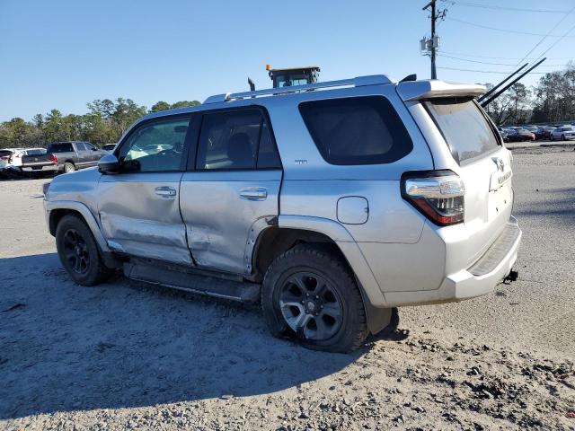 JTEZU5JR6G5133151 - 2016 TOYOTA 4RUNNER SR5 SILVER photo 2