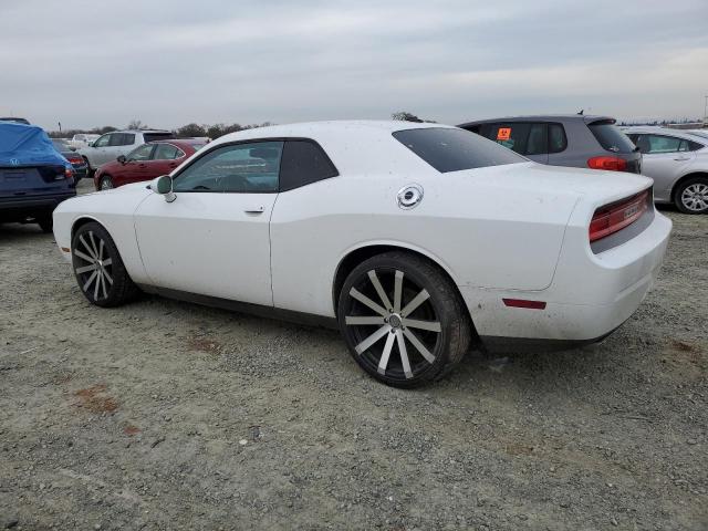 2C3CDYAG6EH206572 - 2014 DODGE CHALLENGER SXT WHITE photo 2