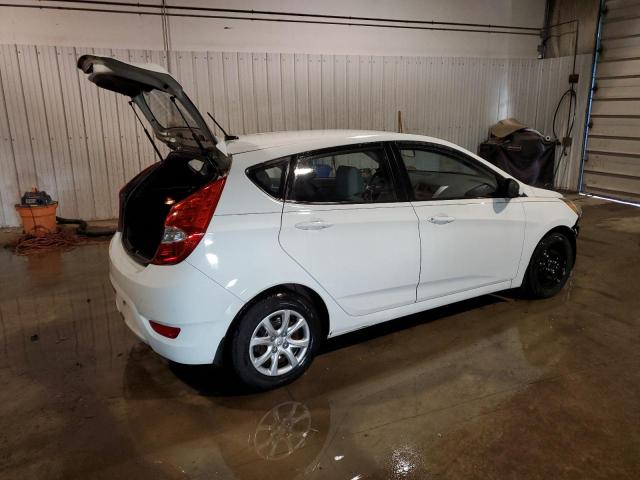 KMHCT5AE4DU099931 - 2013 HYUNDAI ACCENT GLS WHITE photo 3