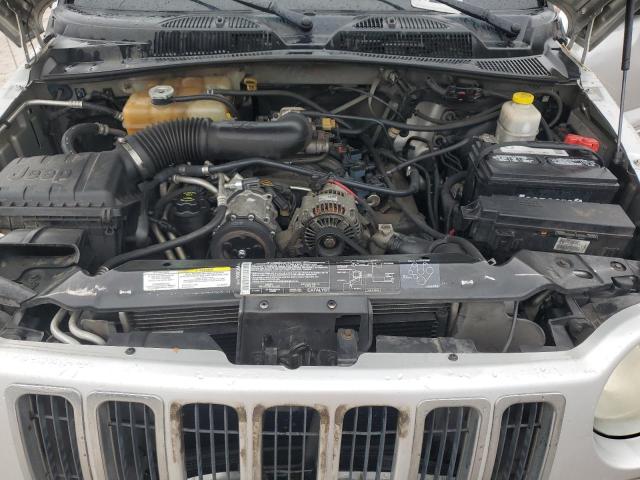 1J4GL58K74W262166 - 2004 JEEP LIBERTY LIMITED SILVER photo 11