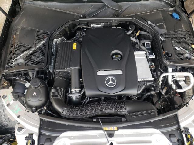 WDDWJ4JB4JF757597 - 2018 MERCEDES-BENZ C 300 BLACK photo 11