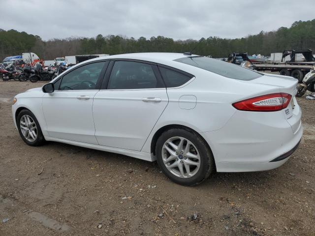 3FA6P0H76GR113443 - 2016 FORD FUSION SE WHITE photo 2