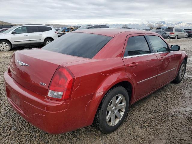 2C3LA43R47H702845 - 2007 CHRYSLER 300 RED photo 3