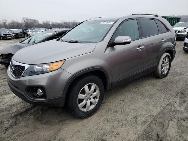 5XYKT4A29CG284394 - 2012 KIA SORENTO BASE GRAY photo 1