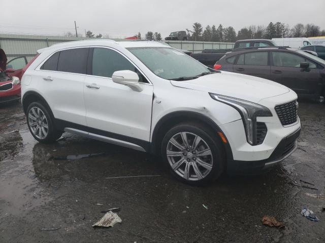 1GYFZDR48MF008129 - 2021 CADILLAC XT4 PREMIUM LUXURY WHITE photo 4