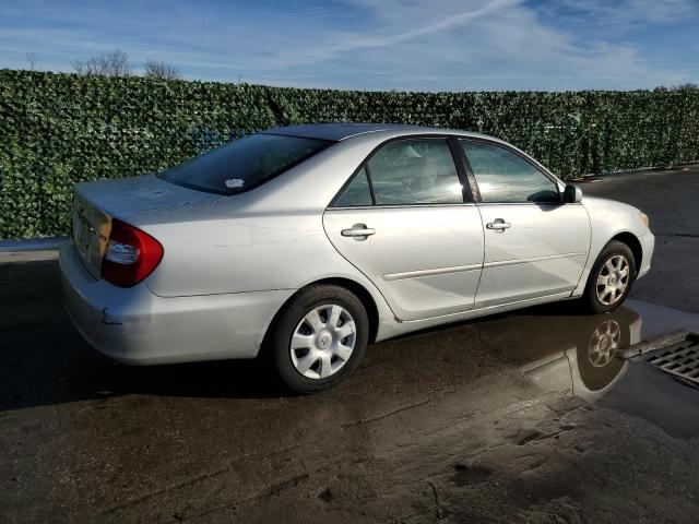 4T1BE30K93U651133 - 2003 TOYOTA CAMRY LE SILVER photo 3