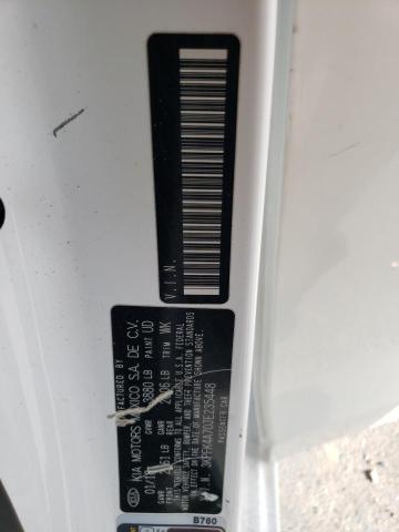 3KPFK4A70JE235448 - 2018 KIA FORTE LX WHITE photo 13