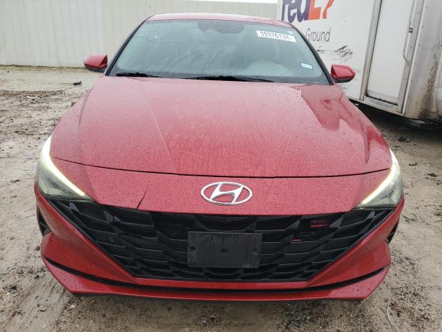 KMHLM4AG4MU125050 - 2021 HYUNDAI ELANTRA SEL RED photo 5