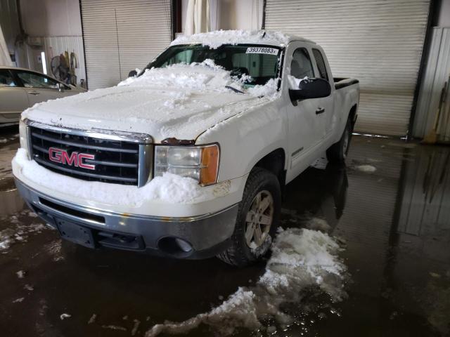 1GTR2VE30BZ117979 - 2011 GMC SIERRA K1500 SLE WHITE photo 1