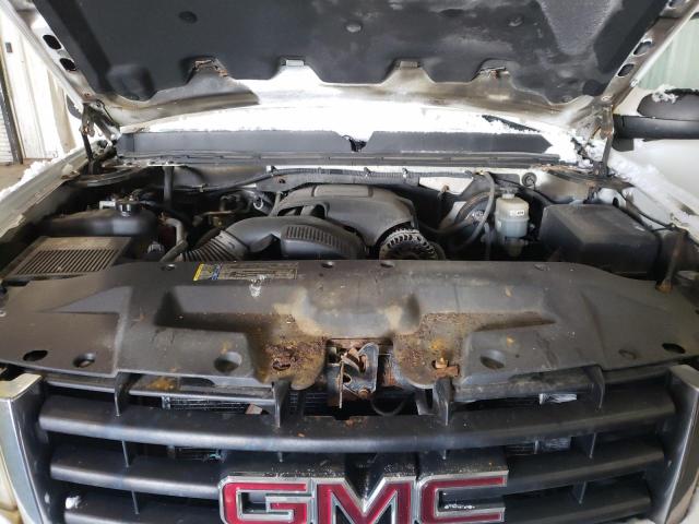 1GTR2VE30BZ117979 - 2011 GMC SIERRA K1500 SLE WHITE photo 11