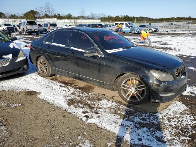 WDDGF8AB2DR270950 - 2013 MERCEDES-BENZ C 300 4MATIC BLACK photo 4