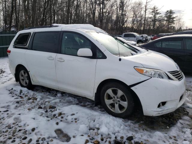 5TDKK3DC2BS159255 - 2011 TOYOTA SIENNA LE WHITE photo 4