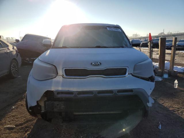 KNDJN2A24G7829544 - 2016 KIA SOUL SILVER photo 5