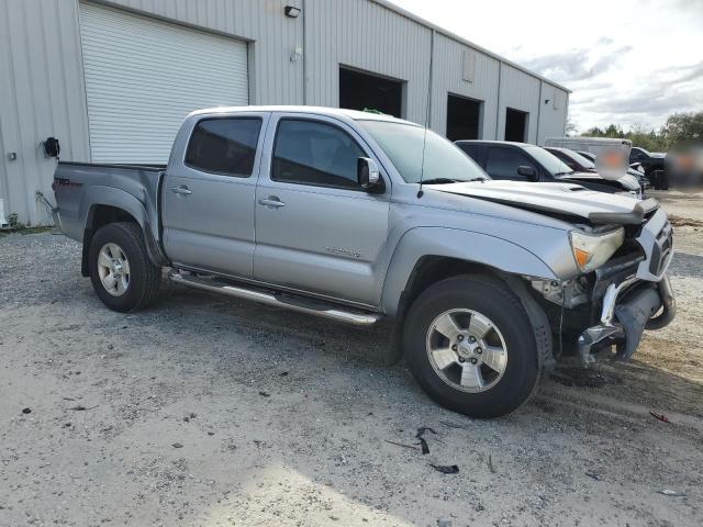 5TFJU4GN4FX075804 - 2015 TOYOTA TACOMA DOUBLE CAB PRERUNNER SILVER photo 4