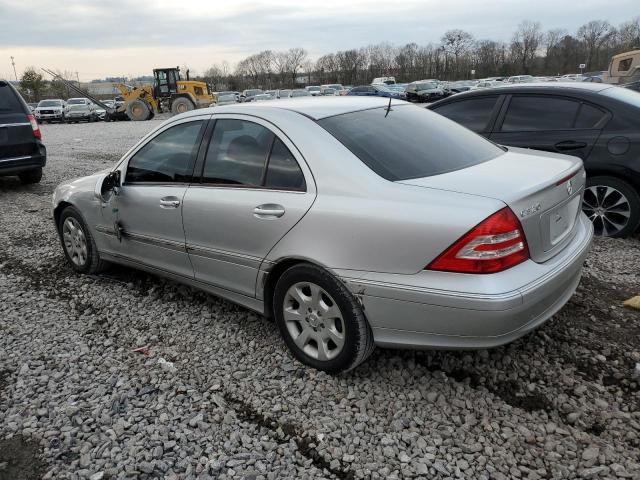 WDBRF84J35F613126 - 2005 MERCEDES-BENZ C 320 4MATIC SILVER photo 2