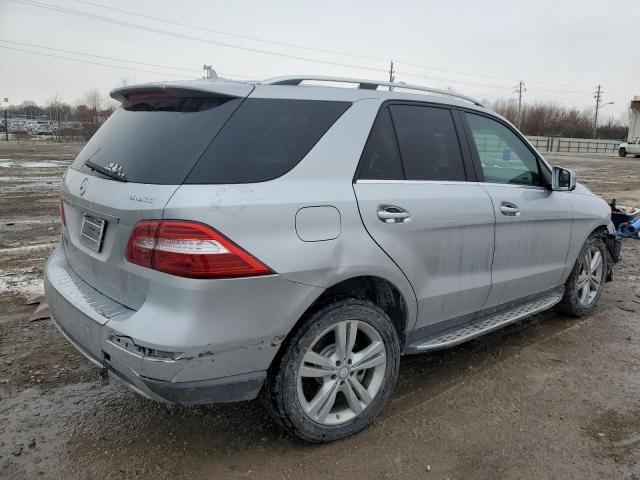 4JGDA5HB6DA123945 - 2013 MERCEDES-BENZ ML 350 4MATIC SILVER photo 3