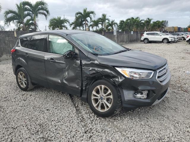 1FMCU0GD4KUA67895 - 2019 FORD ESCAPE SE GRAY photo 4