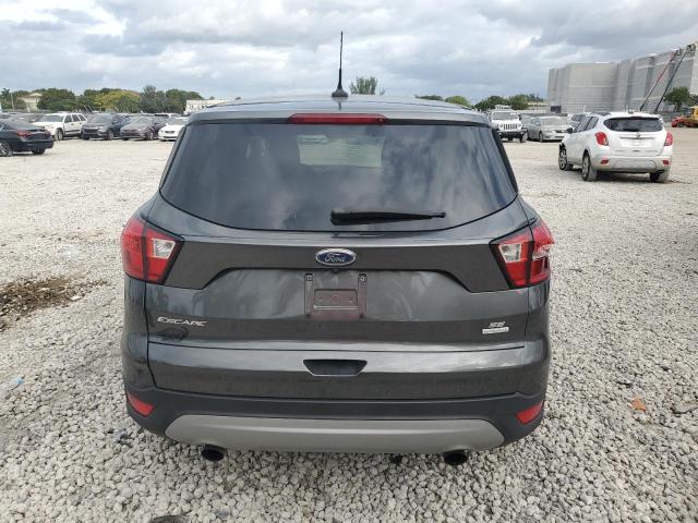 1FMCU0GD4KUA67895 - 2019 FORD ESCAPE SE GRAY photo 6