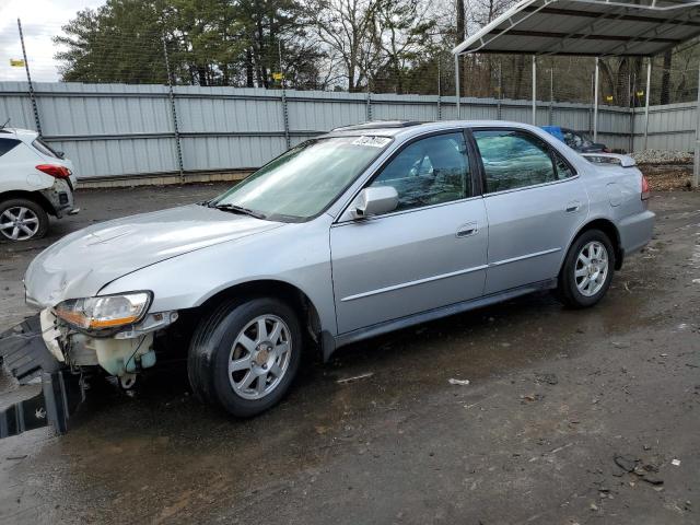 1HGCG56762A124976 - 2002 HONDA ACCORD SE SILVER photo 1