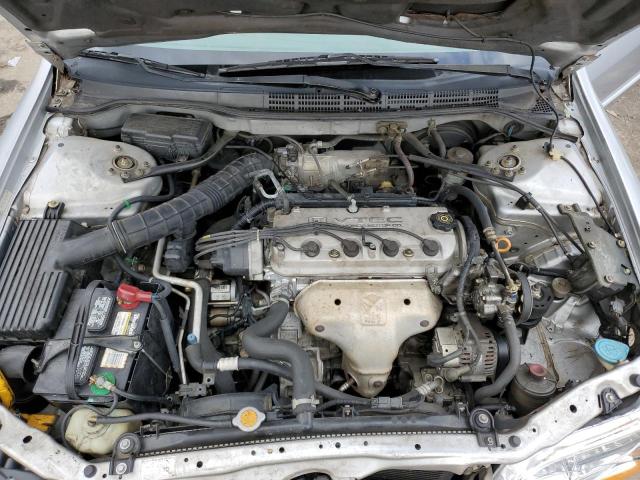 1HGCG56762A124976 - 2002 HONDA ACCORD SE SILVER photo 11