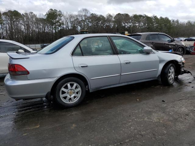 1HGCG56762A124976 - 2002 HONDA ACCORD SE SILVER photo 3