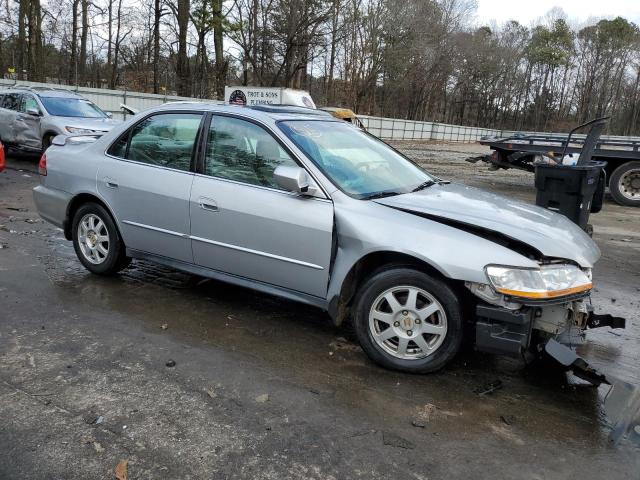 1HGCG56762A124976 - 2002 HONDA ACCORD SE SILVER photo 4