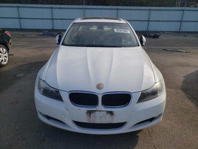 WBAPH57599NM32234 - 2009 BMW 328 I SULEV WHITE photo 5