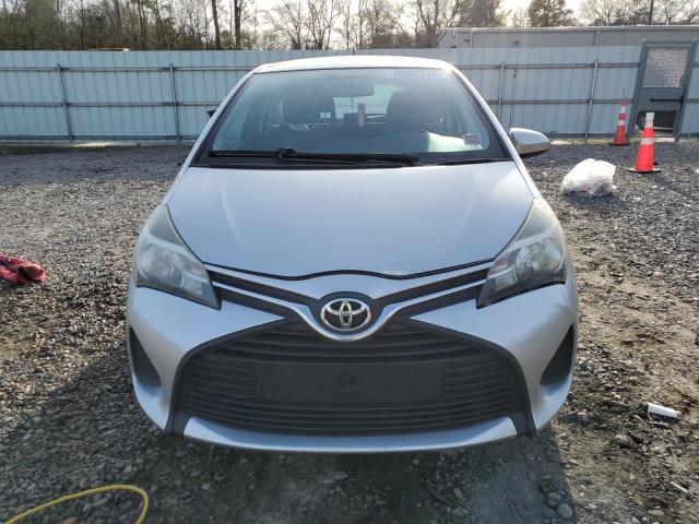 VNKJTUD32FA029856 - 2015 TOYOTA YARIS SILVER photo 5