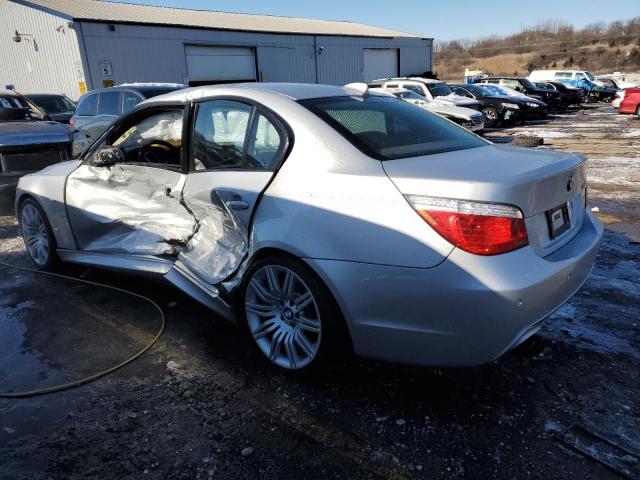 WBANW53598CT50713 - 2008 BMW 550 I SILVER photo 2