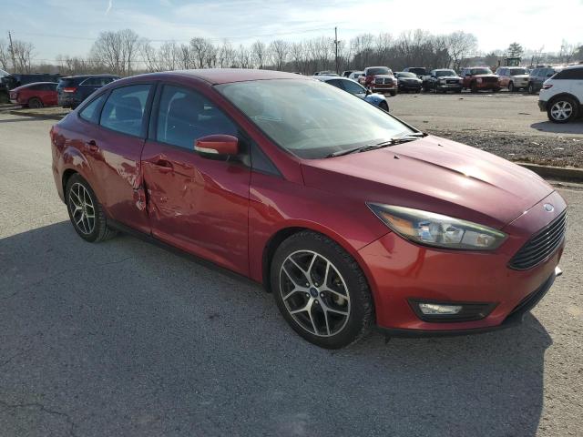 1FADP3FE3HL298013 - 2017 FORD FOCUS SE MAROON photo 4