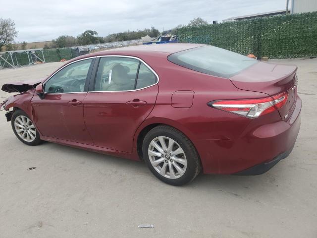 4T1B11HK4JU512870 - 2018 TOYOTA CAMRY L RED photo 2