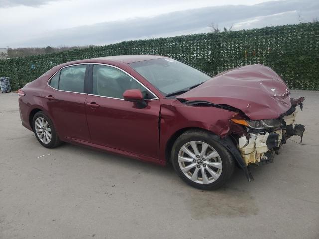 4T1B11HK4JU512870 - 2018 TOYOTA CAMRY L RED photo 4