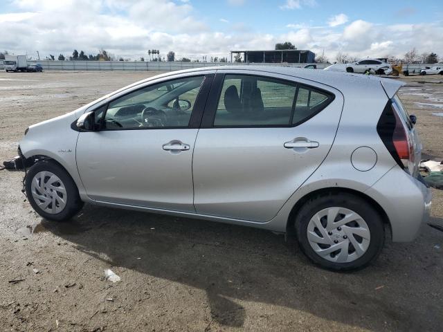 JTDKDTB31G1590588 - 2016 TOYOTA PRIUS C SILVER photo 2