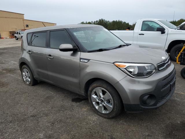 KNDJN2A27K7664596 - 2019 KIA SOUL GRAY photo 4