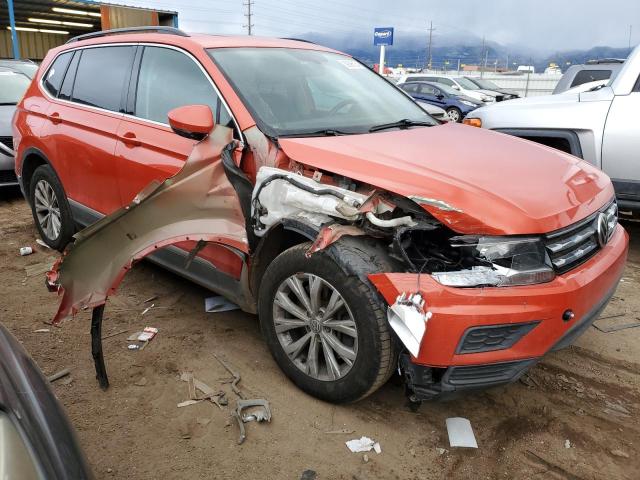 3VV2B7AX0JM161066 - 2018 VOLKSWAGEN TIGUAN SE RED photo 4