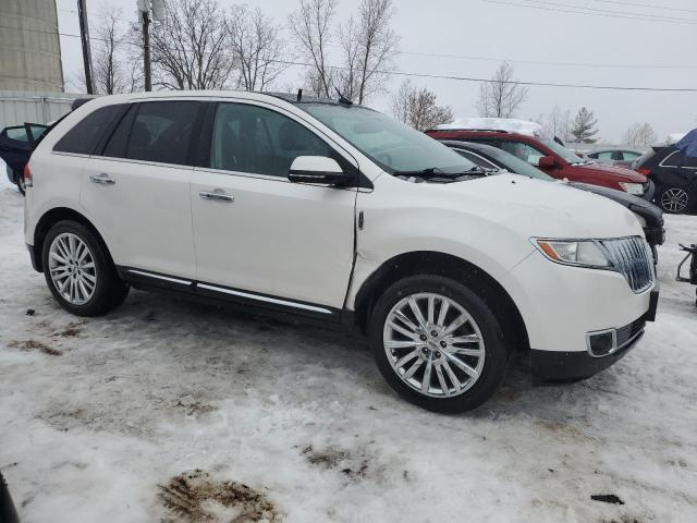 2LMDJ8JK5FBL24162 - 2015 LINCOLN MKX WHITE photo 4