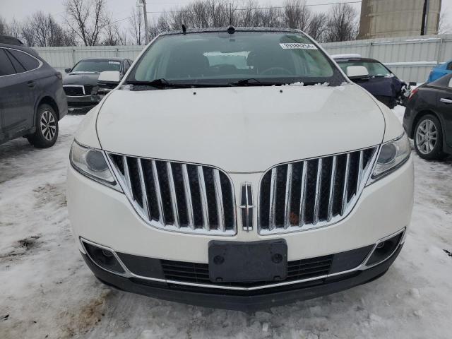 2LMDJ8JK5FBL24162 - 2015 LINCOLN MKX WHITE photo 5