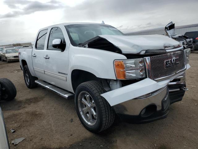 3GTEK23M89G190133 - 2009 GMC SIERRA K1500 SLE WHITE photo 4