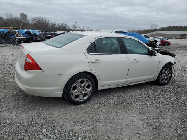 3FAHP0HG3AR201530 - 2010 FORD FUSION SE WHITE photo 3