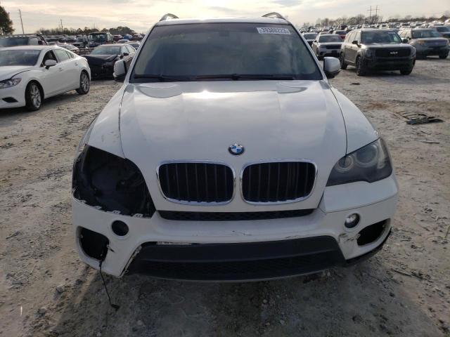 5UXZV4C59BL411128 - 2011 BMW X5 XDRIVE35I WHITE photo 5