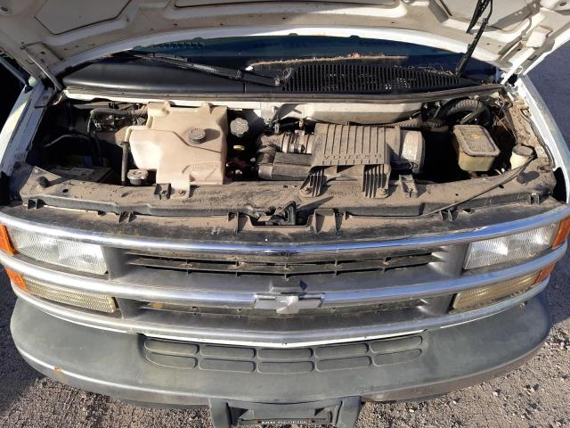 1GBJG31R111177560 - 2001 CHEVROLET EXPRESS CU G3500 TWO TONE photo 11
